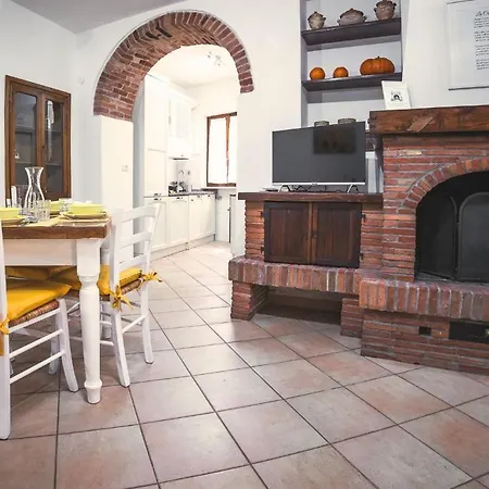 La Capinera Apartment Montepescali